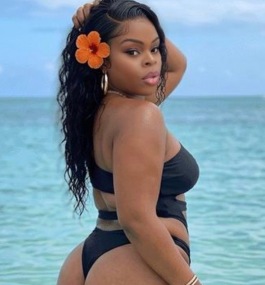 Vanessa_Long